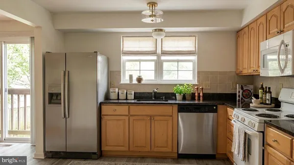 $2,590 | 9317 Broadwater Drive, Gaithersburg, MD 20879