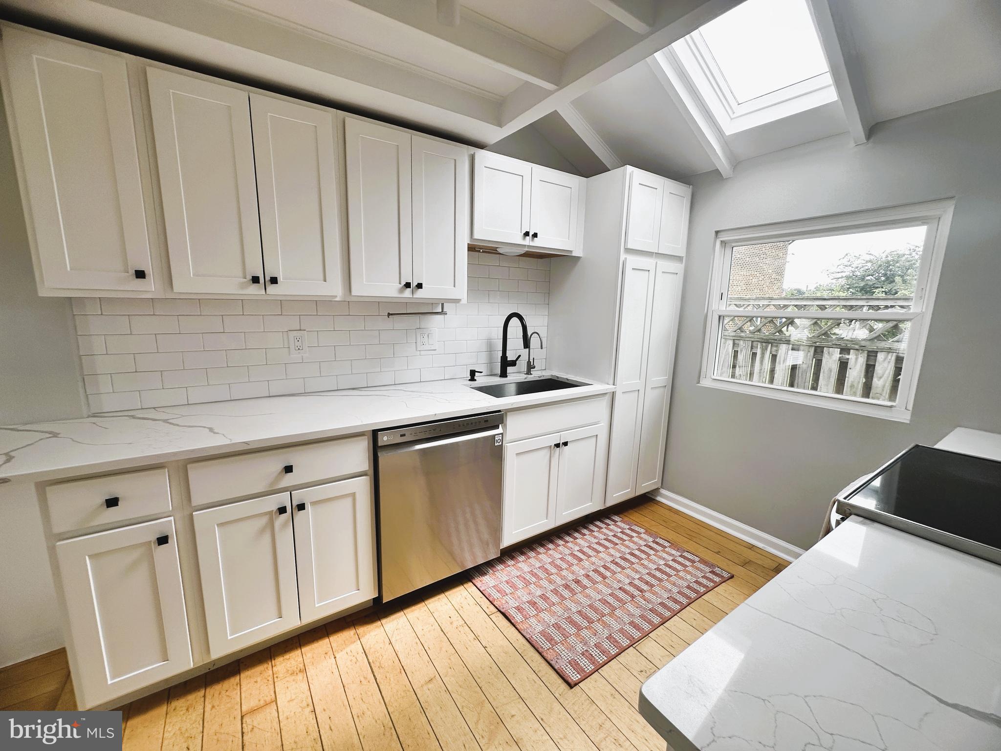 431 Shore Drive Edgewater, MD 21037 - Photo 19 of 53 Alt view of kitchen