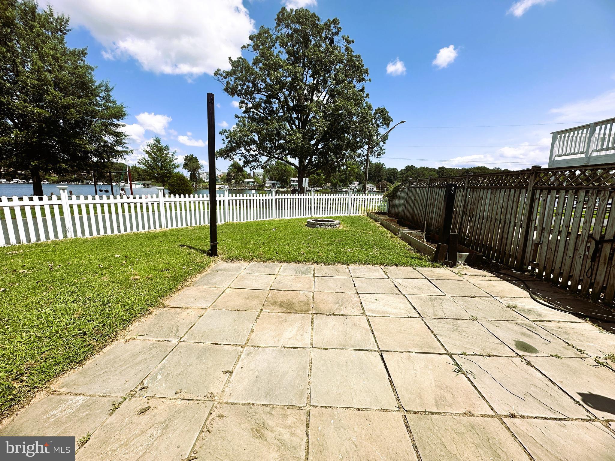 431 Shore Drive Edgewater, MD 21037 - Photo 43 of 53 alt view yard