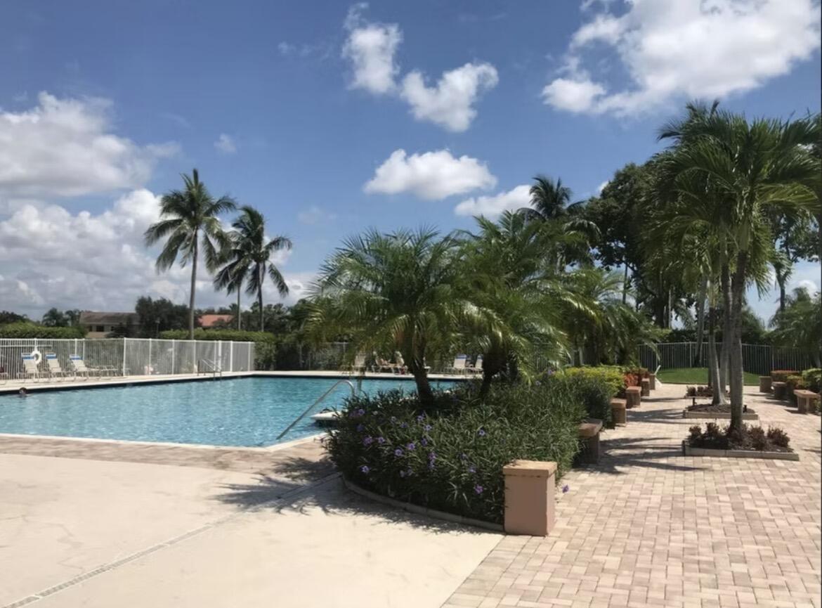 7218 Michigan Isle Road Lake Worth, FL 33467 - Photo 20 of 21 IMG_5881