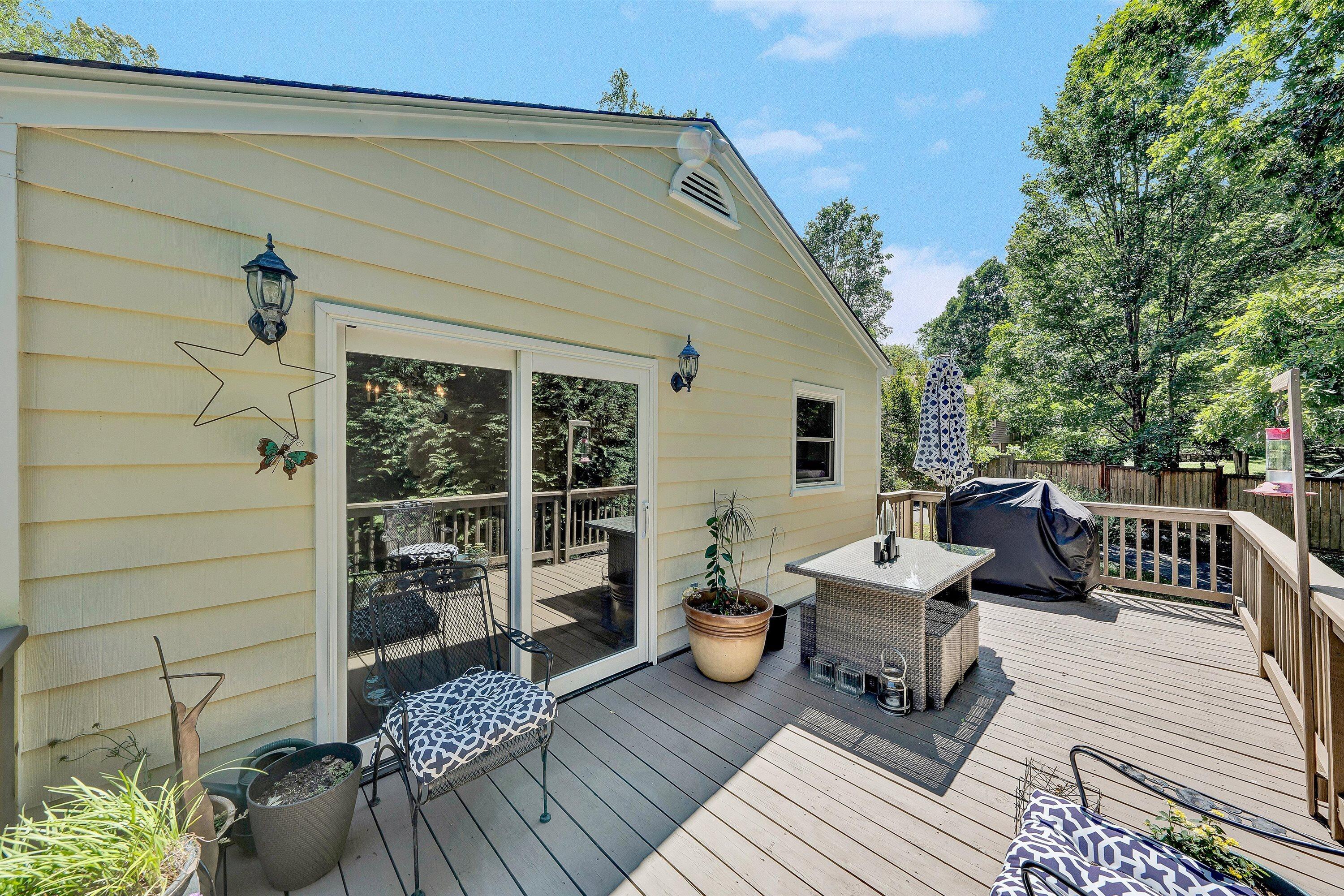 2130 Deyerle Road Southwest Roanoke, VA 24018 - Photo 20 of 47 20-DSC00325