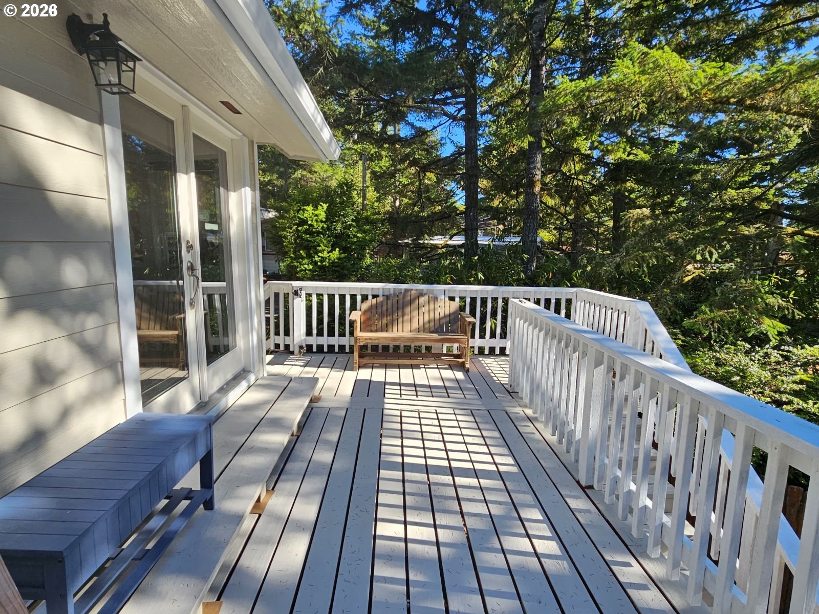 39 Easy Street Florence, OR 97439 - Photo 7 of 24 a view of balcony with wooden floor