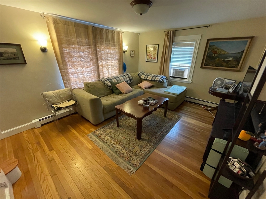 20 Oak Road Medford, MA 02155 - Photo 5 of 28