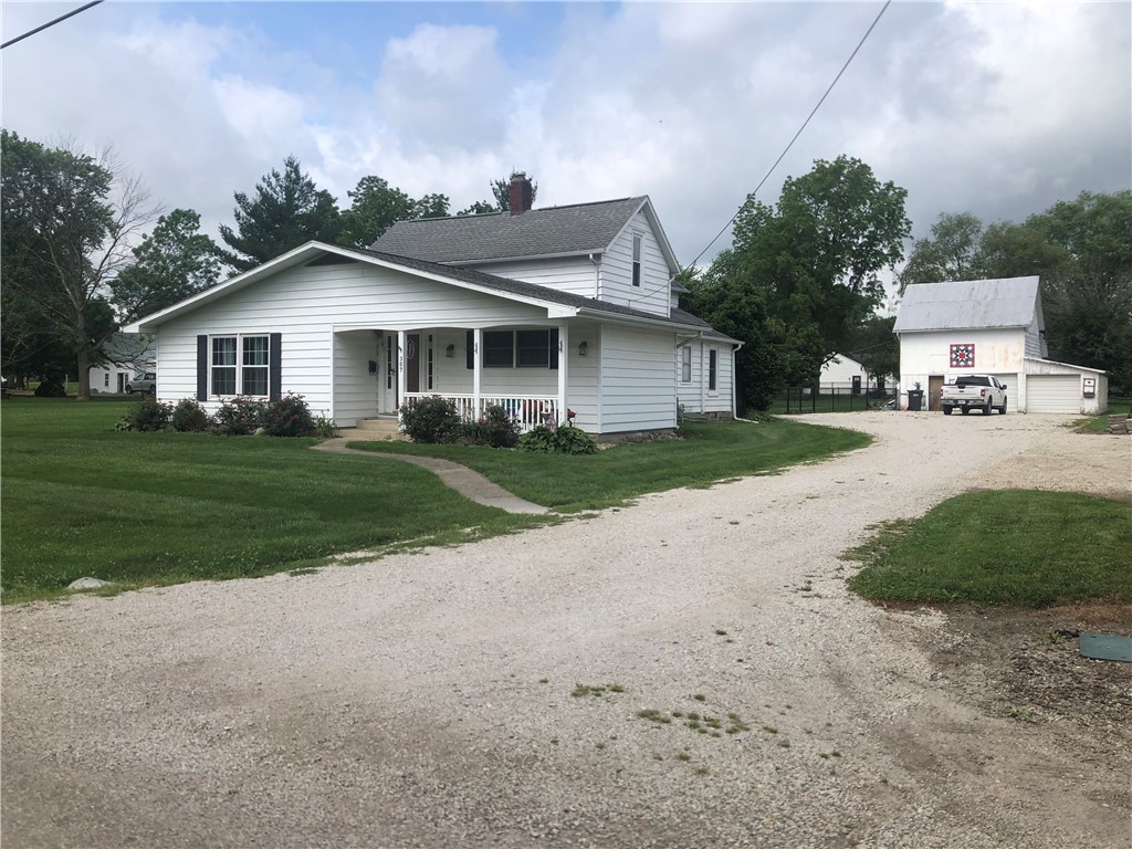 307 Spruce Street Strasburg, IL 62465 - Photo 1 of 1