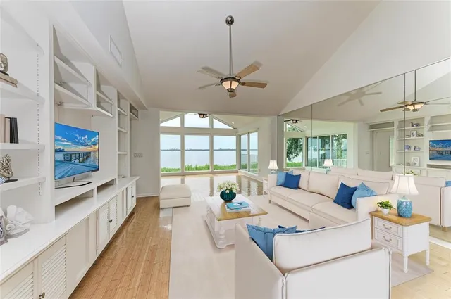$1,299,000 | 79 Tidy Island Boulevard, Bradenton, FL 34210