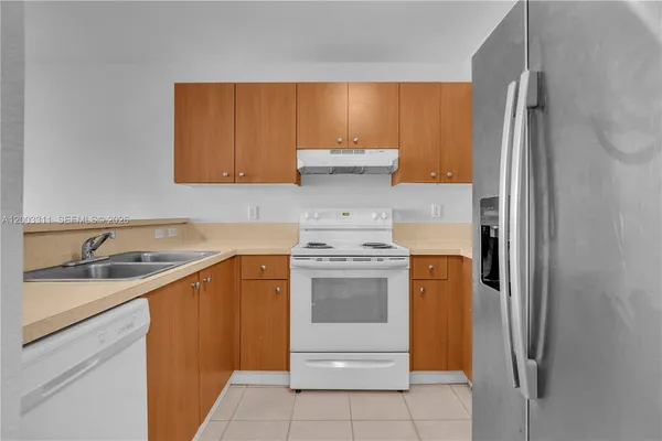 $2,600 | 14226 Northwest 17th Avenue, Unit 14226, Opa-Locka, FL 33054