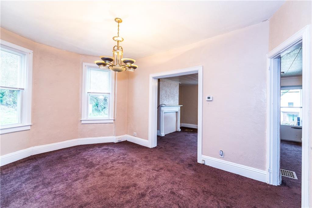 409 Grove Street McKees Rocks, PA 15136 - Photo 7 of 23 Dining Room