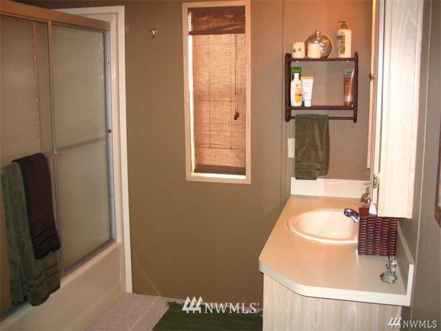 11155 South Lakeshore Road, Unit 35 Chelan, WA 98816 - Photo 11 of 15 Gallery Image 11