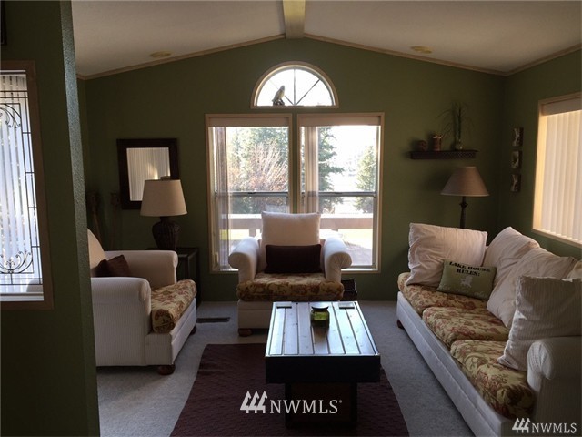 11155 South Lakeshore Road, Unit 35 Chelan, WA 98816 - Photo 8 of 15 Gallery Image 8