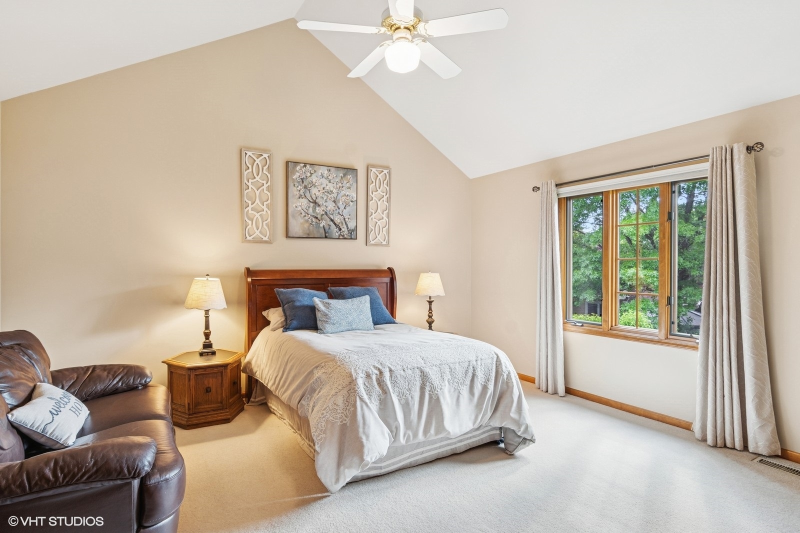 727 Mesa Drive Naperville, IL 60565 - Photo 18 of 31 a bedroom with a bed and a window