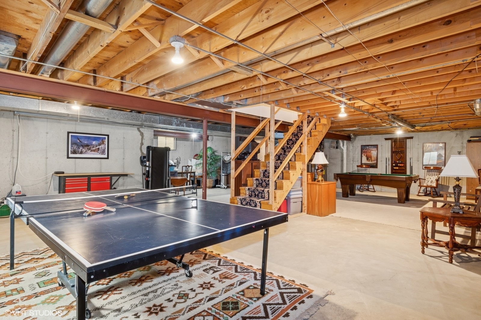 727 Mesa Drive Naperville, IL 60565 - Photo 21 of 31 a living room with furniture