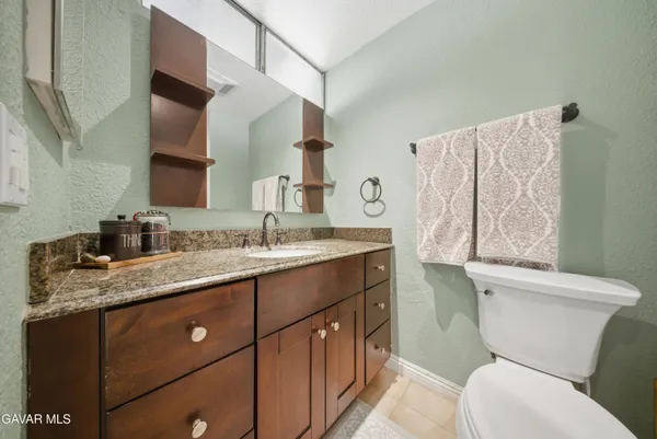 $499,900 | 37945 26th Street East, Palmdale, CA 93550