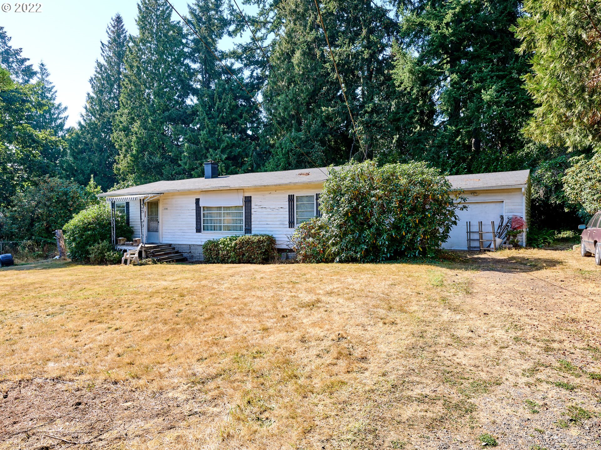 9155 Southwest 23rd Drive Portland, OR 97219 - Photo 1 of 32 Gallery Image 1