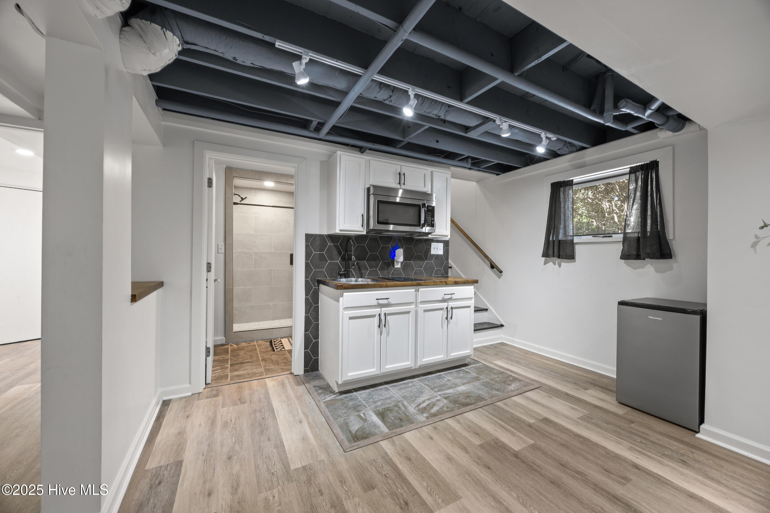 40 Inverness Road Pinehurst, NC 28374 - Photo 44 of 52 LOWER LEVEL KITCHENETTE