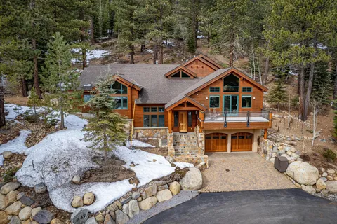 $3,500,000 | 242 Shoshone Way, Olympic Valley, CA 96146