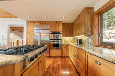 $3,500,000 | 242 Shoshone Way, Olympic Valley, CA 96146