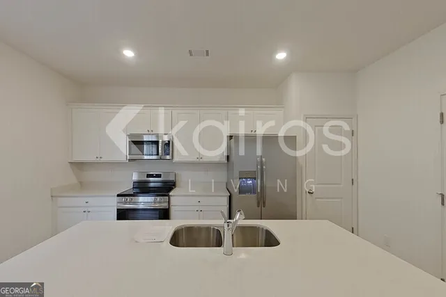 $2,075 | 208 River Birch Way, Warner Robins, GA 31093