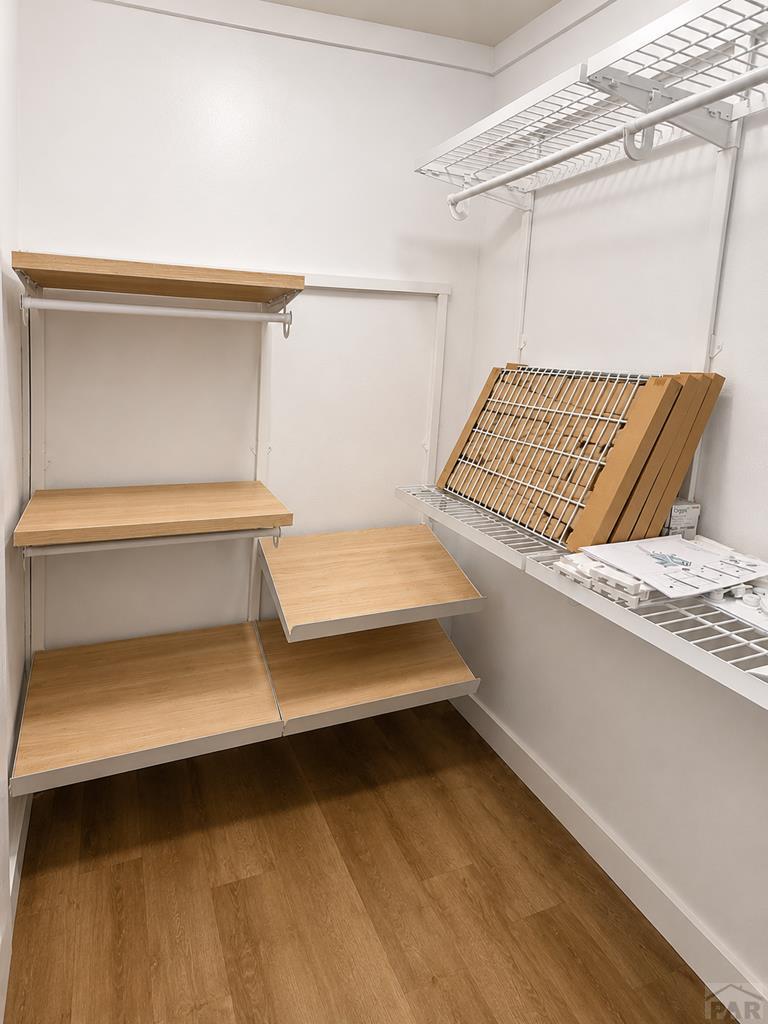 6652 County Rd HH.5 Lamar, CO 81052 - Photo 16 of 22 a view of walk in closet