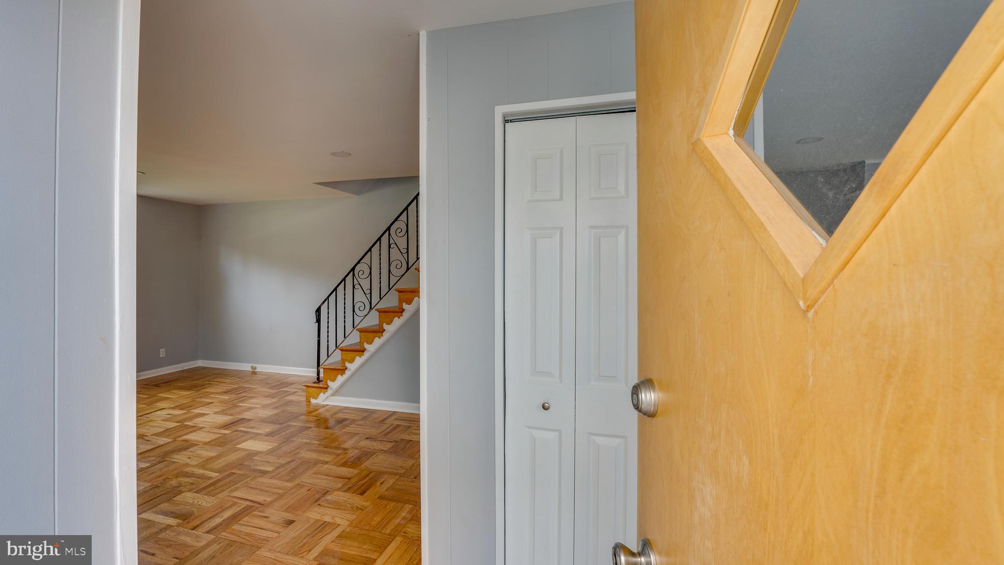 2813 Sebring Road Philadelphia, PA 19152 - Photo 2 of 28 Gallery Image 2