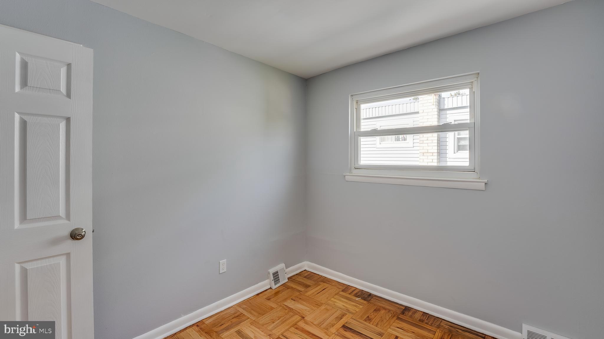 2813 Sebring Road Philadelphia, PA 19152 - Photo 14 of 28 Gallery Image 14