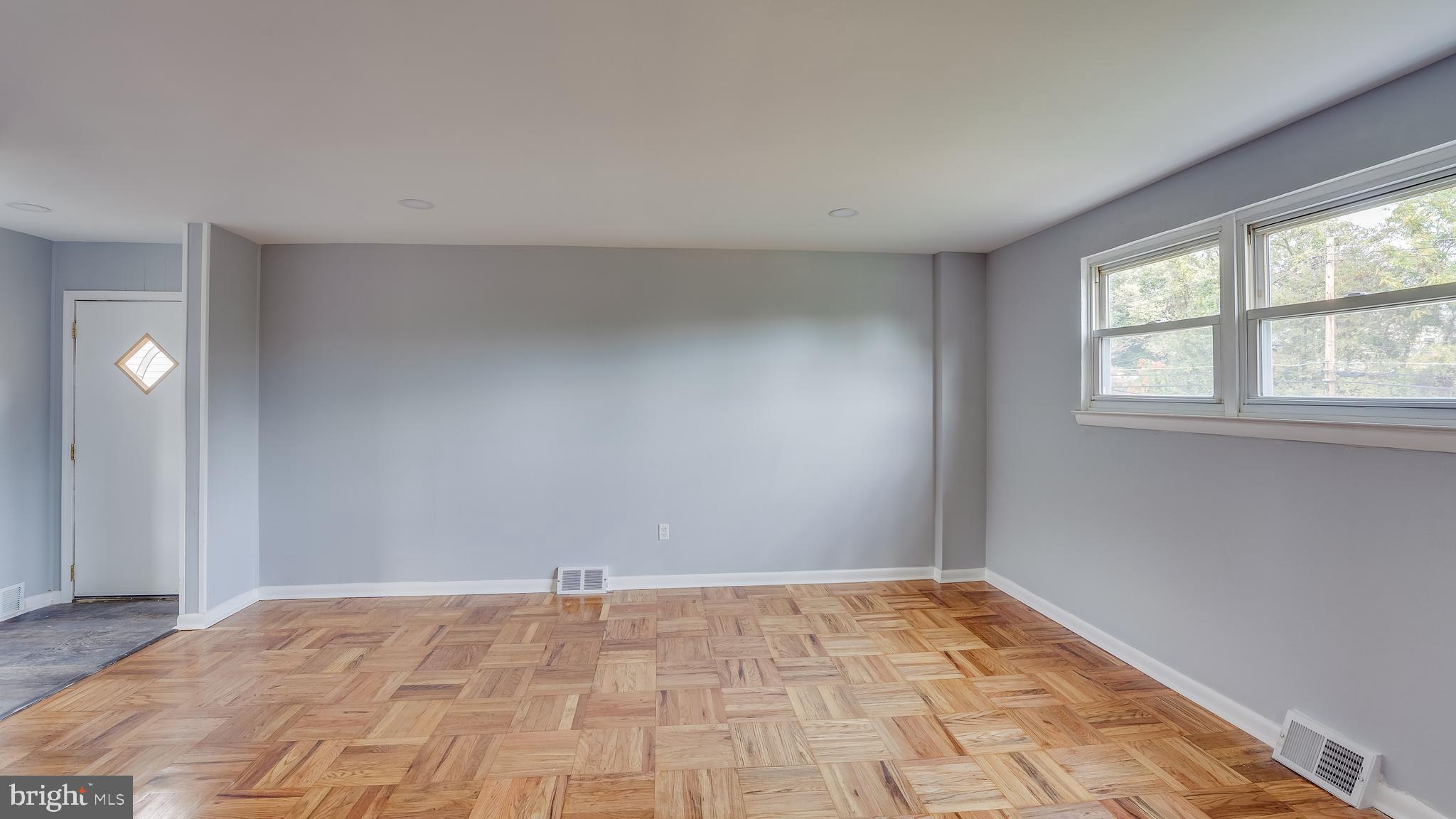 2813 Sebring Road Philadelphia, PA 19152 - Photo 19 of 28 Gallery Image 19