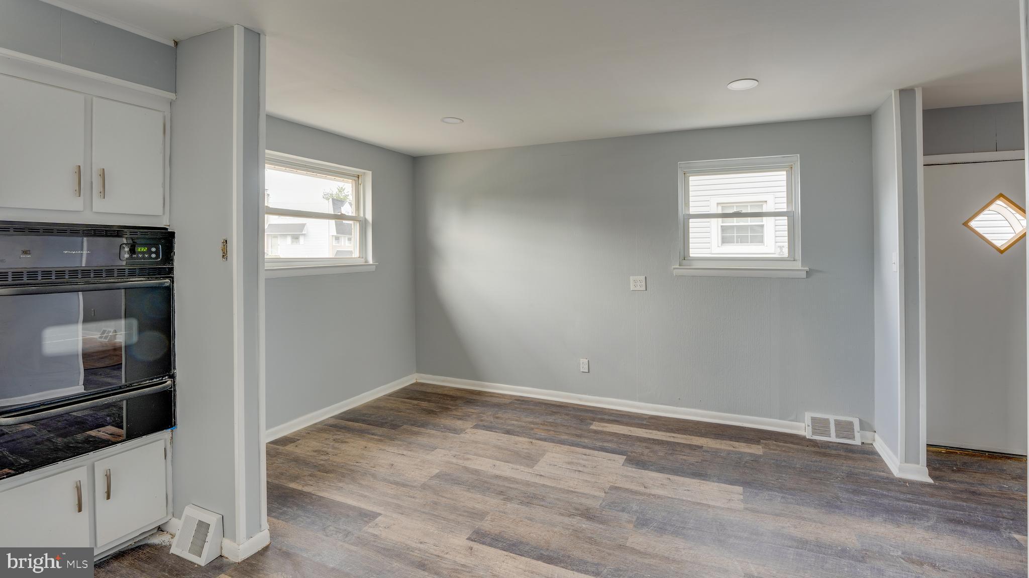 2813 Sebring Road Philadelphia, PA 19152 - Photo 6 of 28 Gallery Image 6