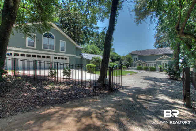 22585 Main Street Fairhope, AL 36532 - Photo 26 of 30 front gate