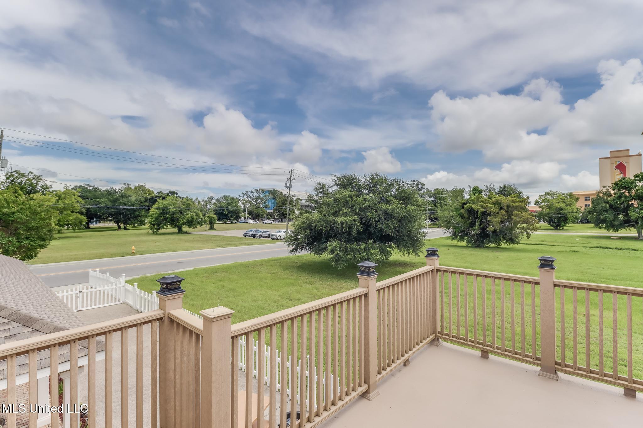 133 Myrtle Street Biloxi, MS 39530 - Photo 29 of 56 Photo Jul 17 2025, 2 10 14 PM (2)