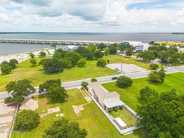 $749,999 | 133 Myrtle Street, Biloxi, MS 39530