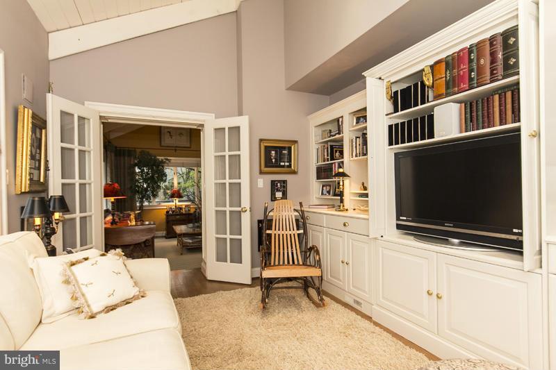 2424 Still Forest Road Baltimore, MD 21208 - Photo 19 of 30 Den 2
