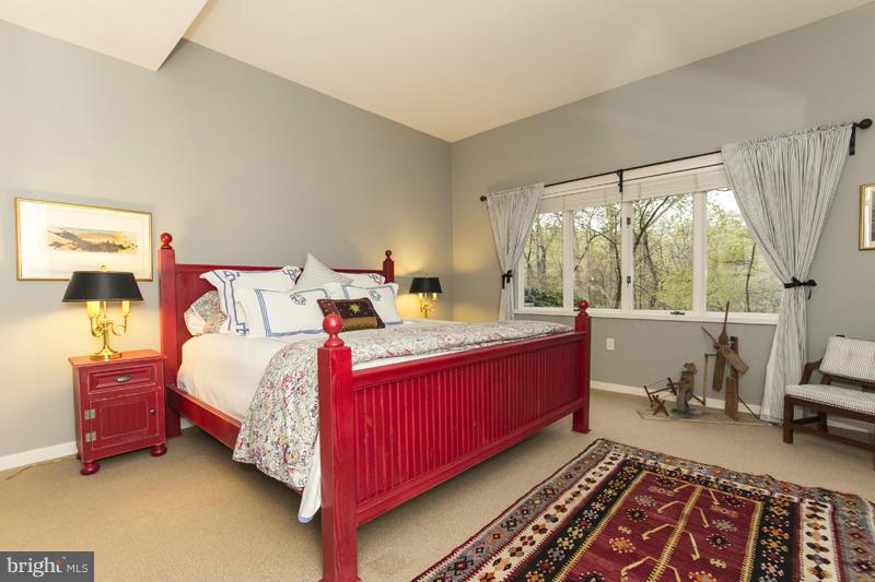 2424 Still Forest Road Baltimore, MD 21208 - Photo 26 of 30 Bedroom 4