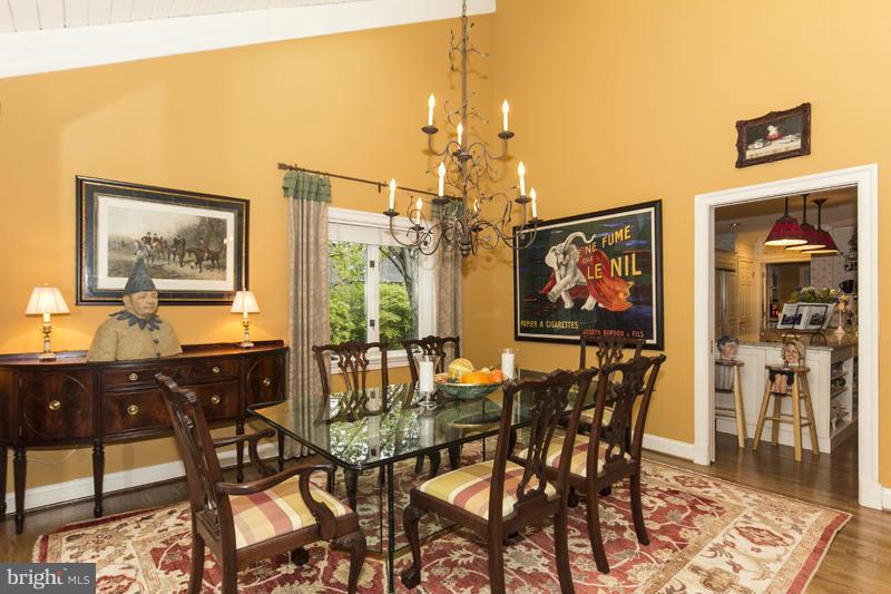 2424 Still Forest Road Baltimore, MD 21208 - Photo 9 of 30 Dining Room
