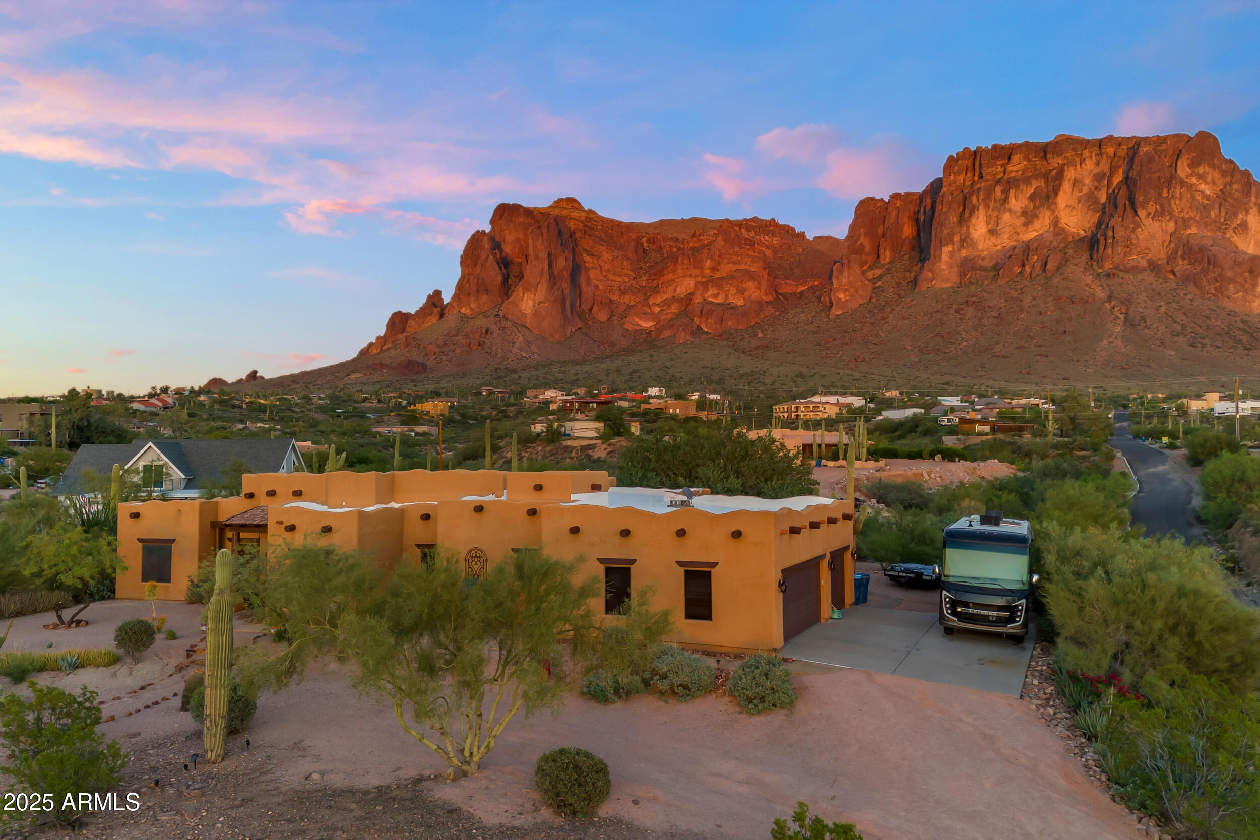 2443 North Sixshooter Road Apache Junction, AZ 85119 - Photo 63 of 87 307_a4m_tg