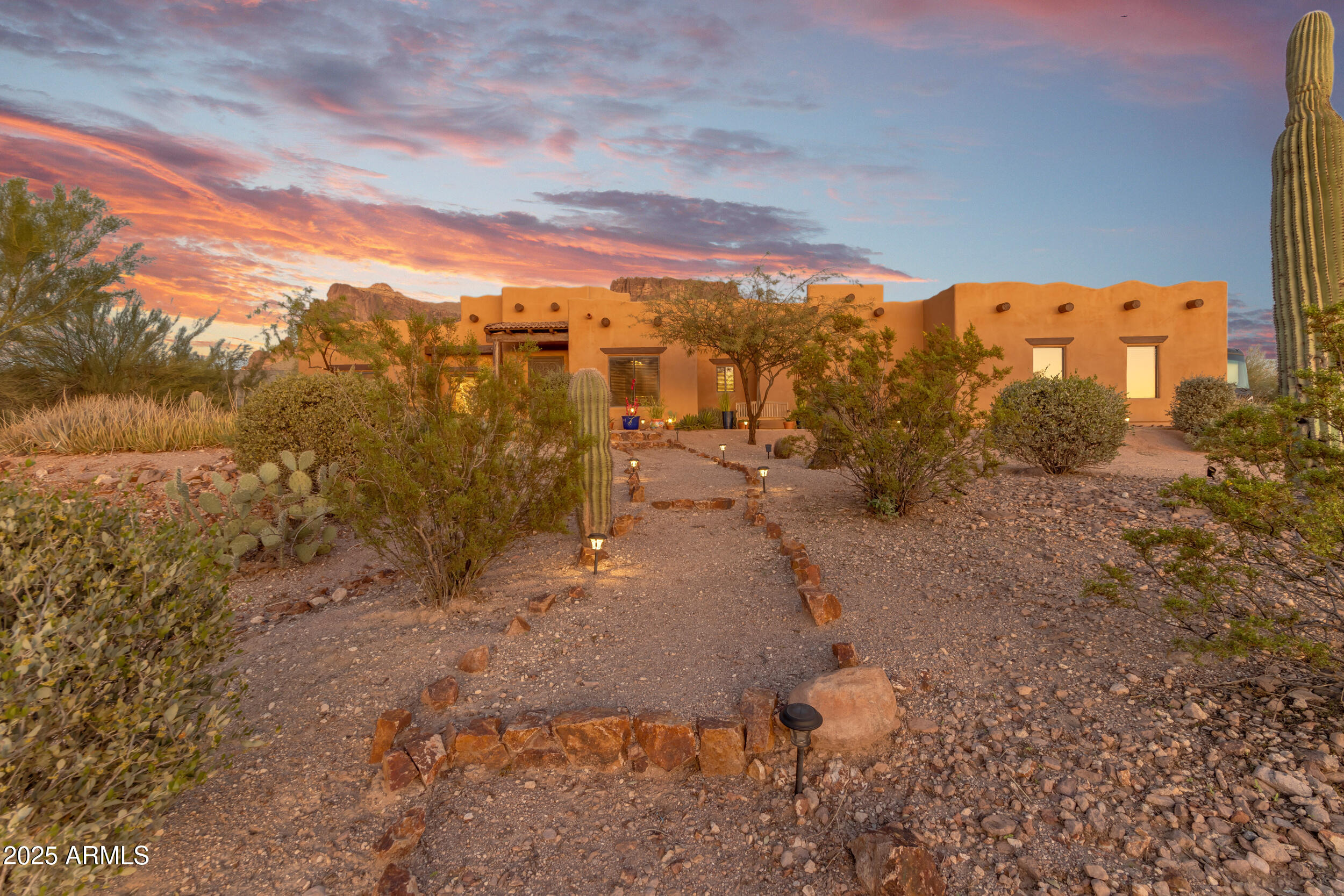 2443 North Sixshooter Road Apache Junction, AZ 85119 - Photo 66 of 87 298_a4m_tg