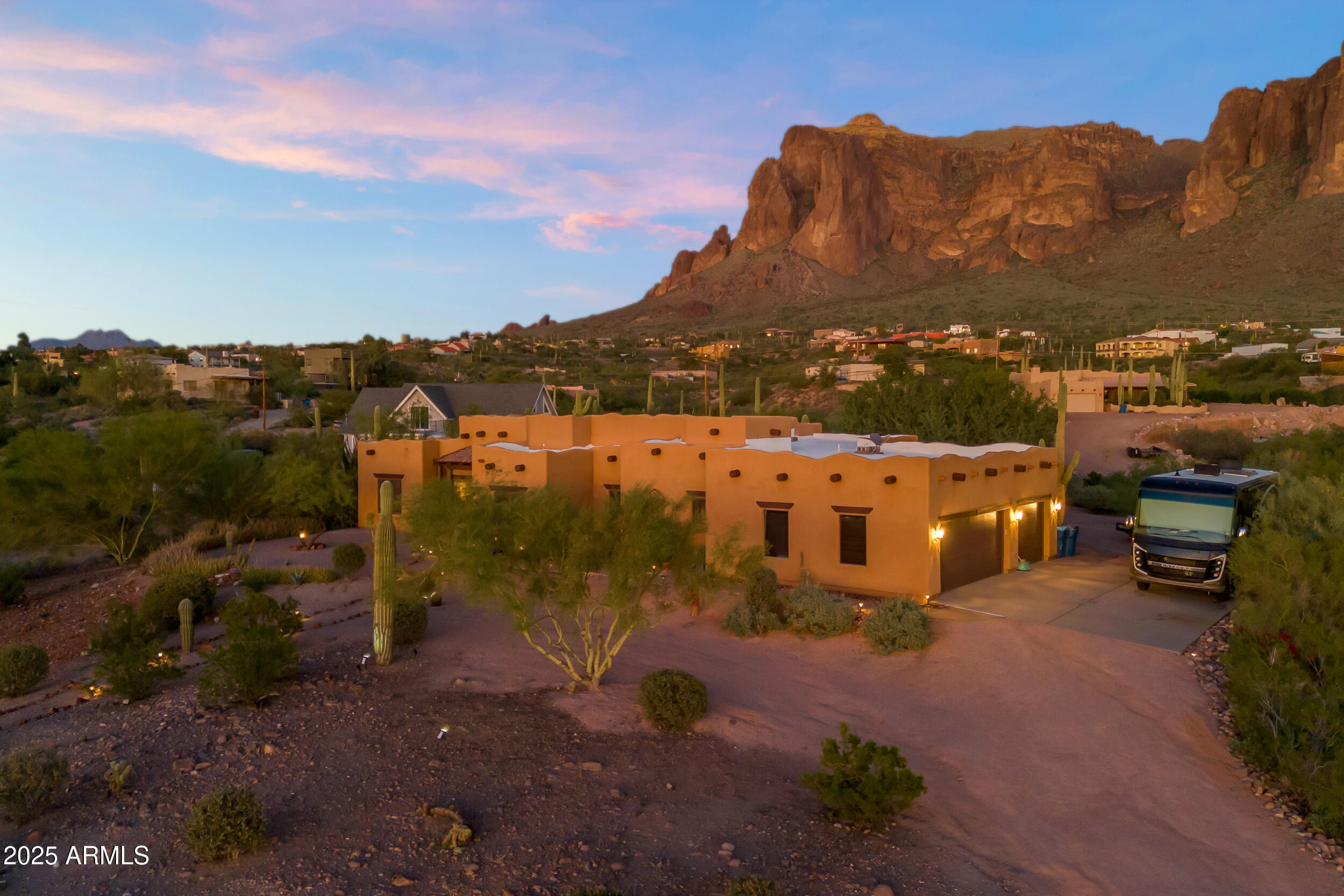 2443 North Sixshooter Road Apache Junction, AZ 85119 - Photo 73 of 87 322_a4m_tg