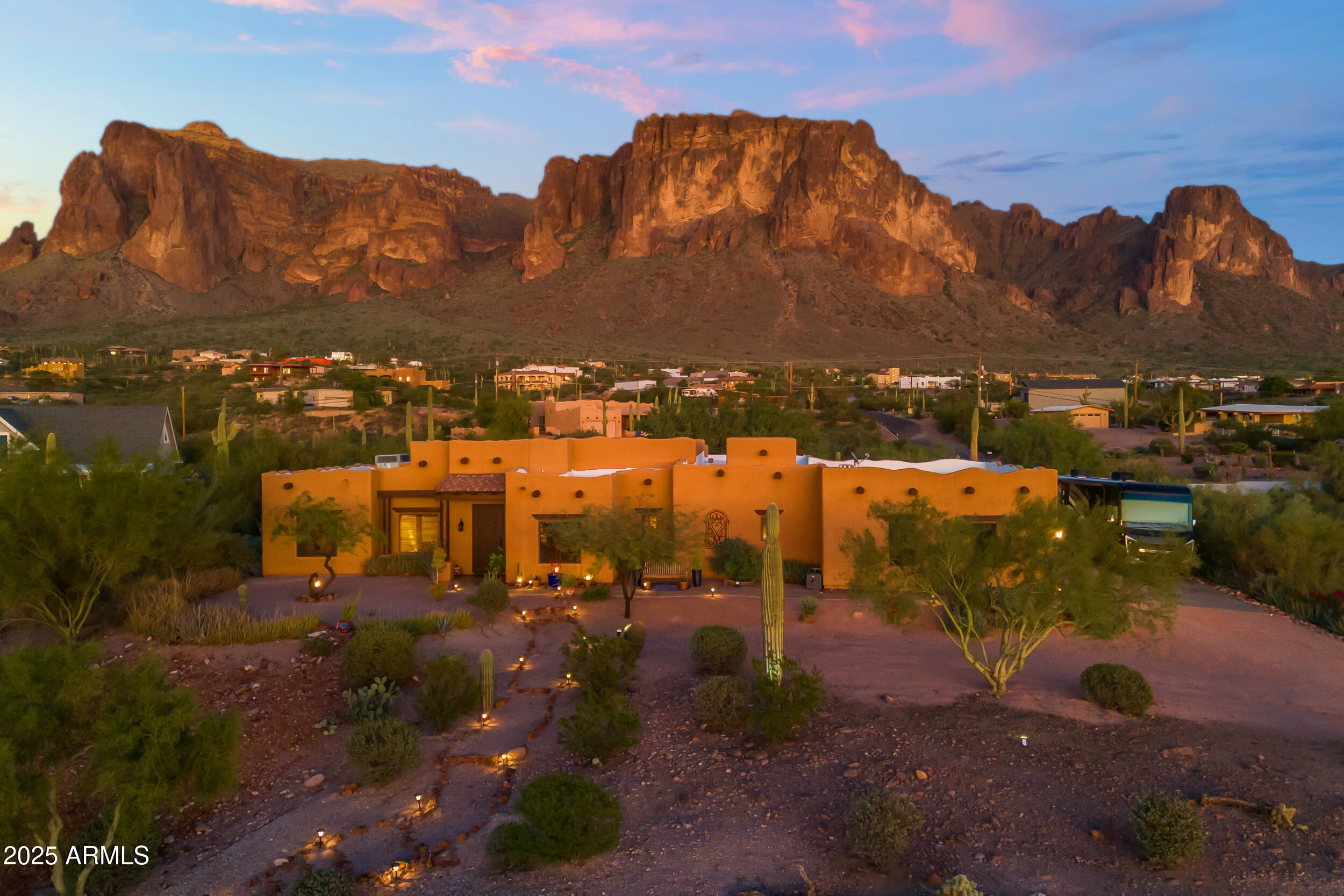 2443 North Sixshooter Road Apache Junction, AZ 85119 - Photo 74 of 87 319_a4m_tg