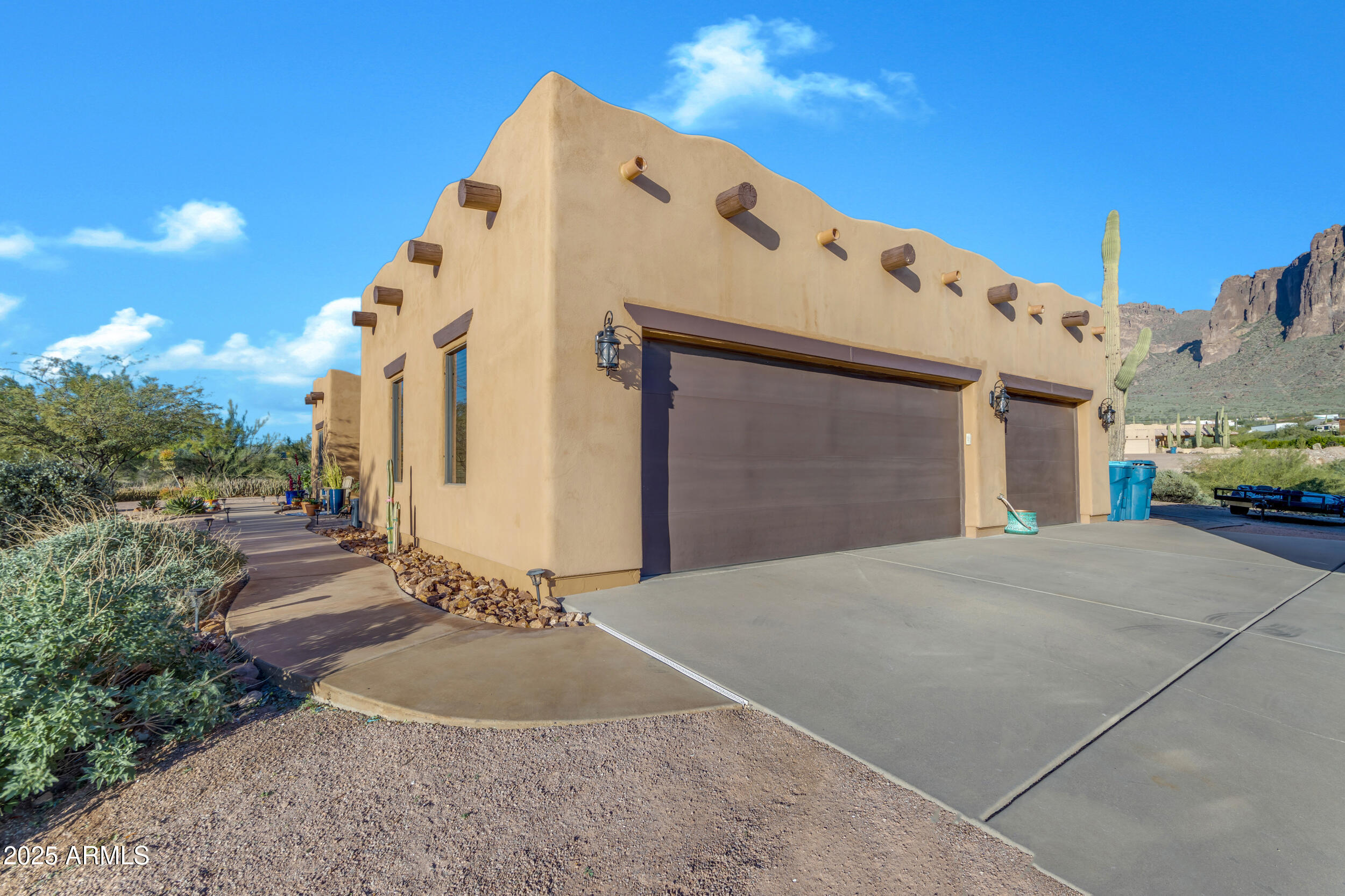 2443 North Sixshooter Road Apache Junction, AZ 85119 - Photo 6 of 87 076_a4m_tg