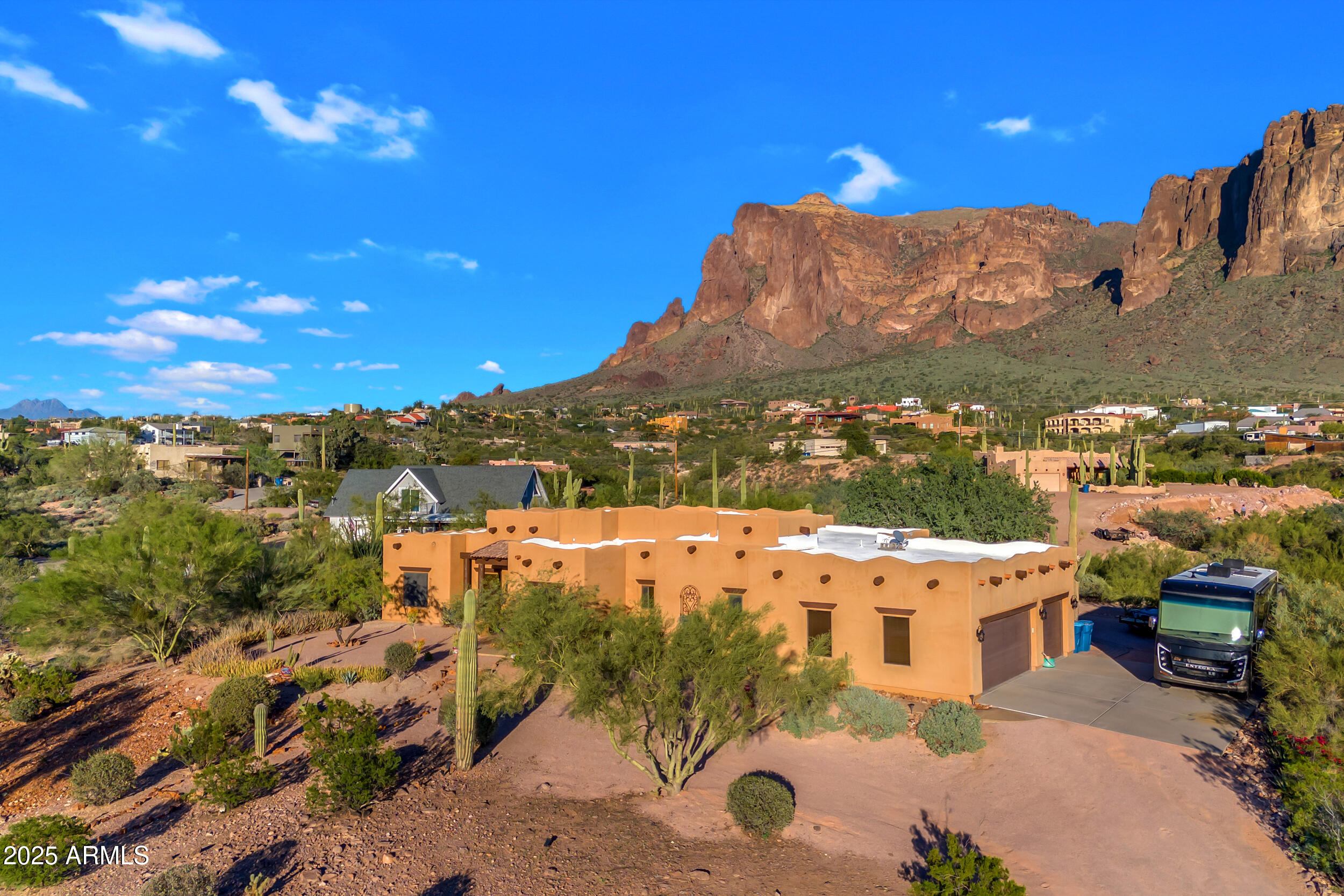 2443 North Sixshooter Road Apache Junction, AZ 85119 - Photo 8 of 87 241_a4m_tg