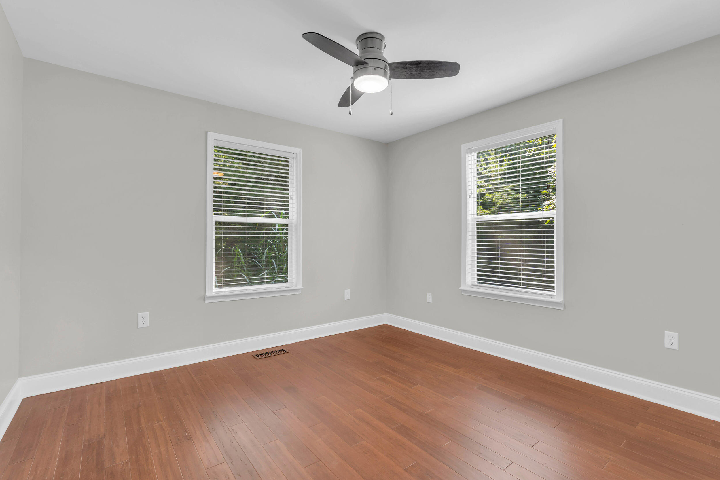 1713 Timesville Road Signal Mountain, TN 37377 - Photo 11 of 41 1713 Timesville Rd-12