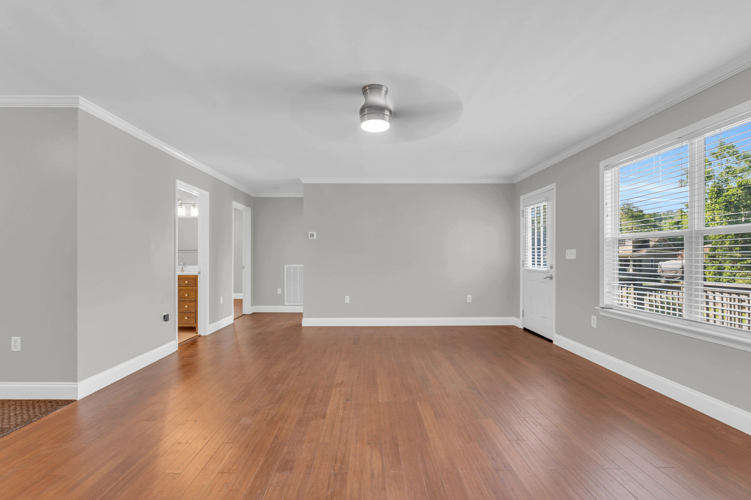 1713 Timesville Road Signal Mountain, TN 37377 - Photo 5 of 41 1713 Timesville Rd-7