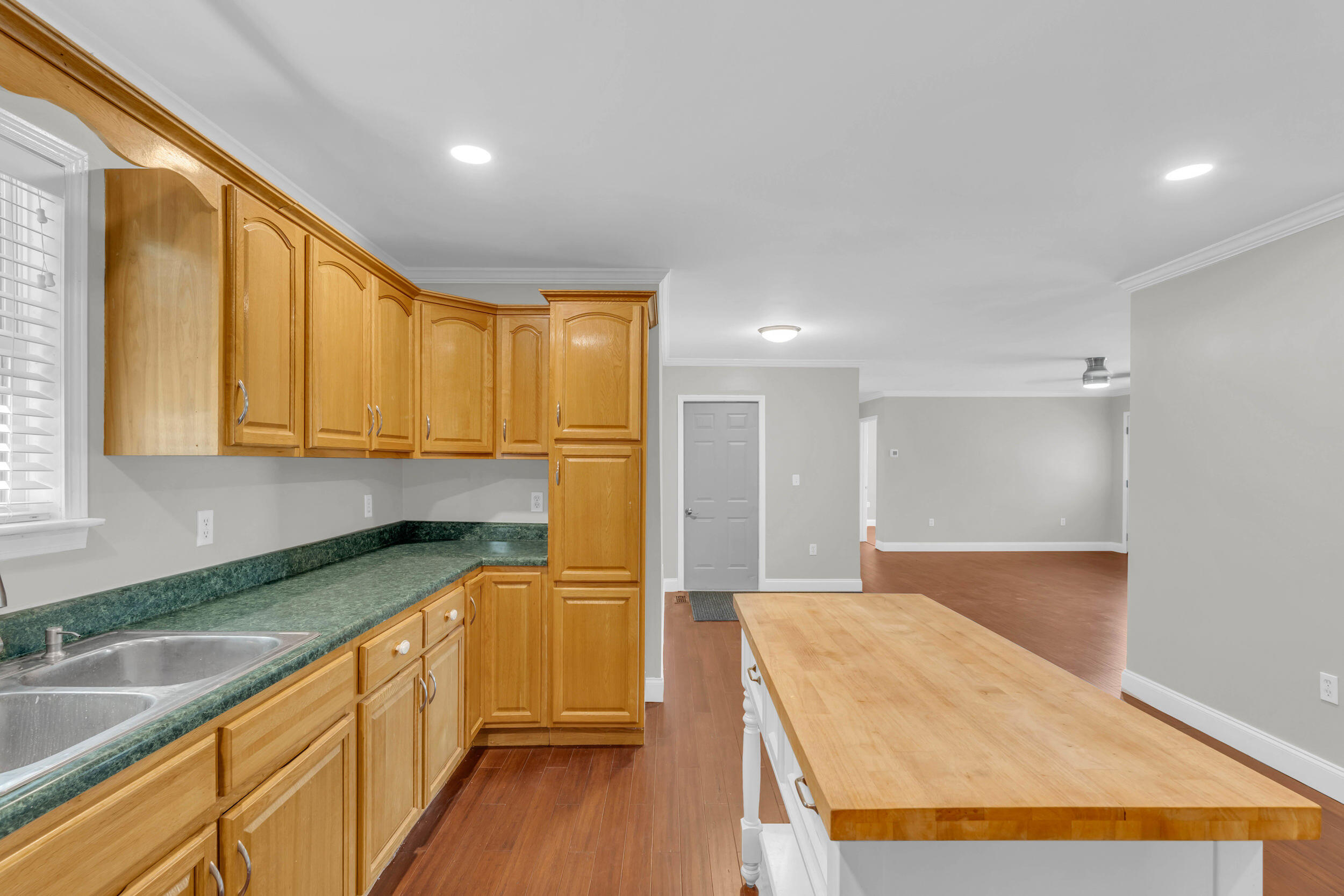 1713 Timesville Road Signal Mountain, TN 37377 - Photo 9 of 41 1713 Timesville Rd-11