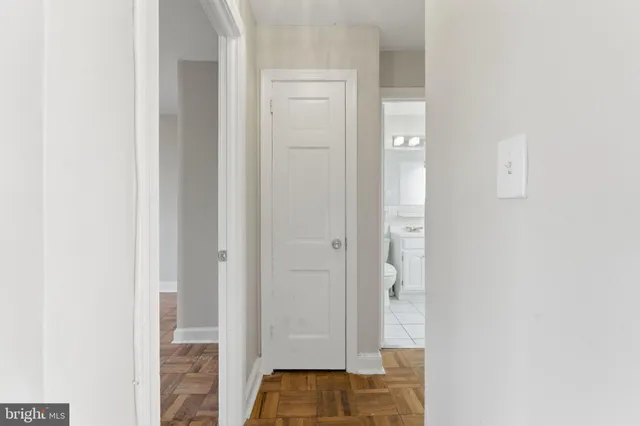 $280,000 | 1718 West Abingdon Drive, Unit 301, Alexandria, VA 22314