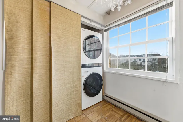 $280,000 | 1718 West Abingdon Drive, Unit 301, Alexandria, VA 22314