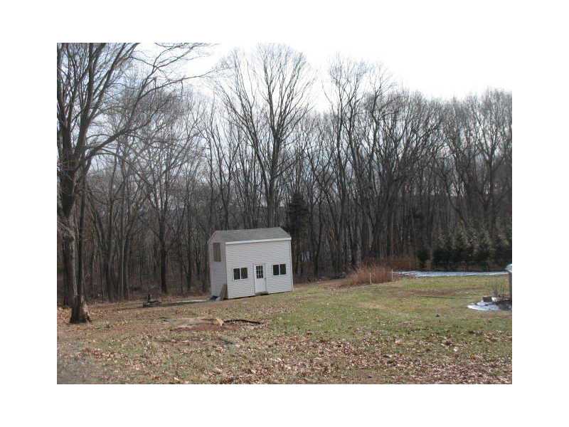 95 Swan Road Smithfield, RI 02917 - Photo 14 of 15 Yard/Garden.