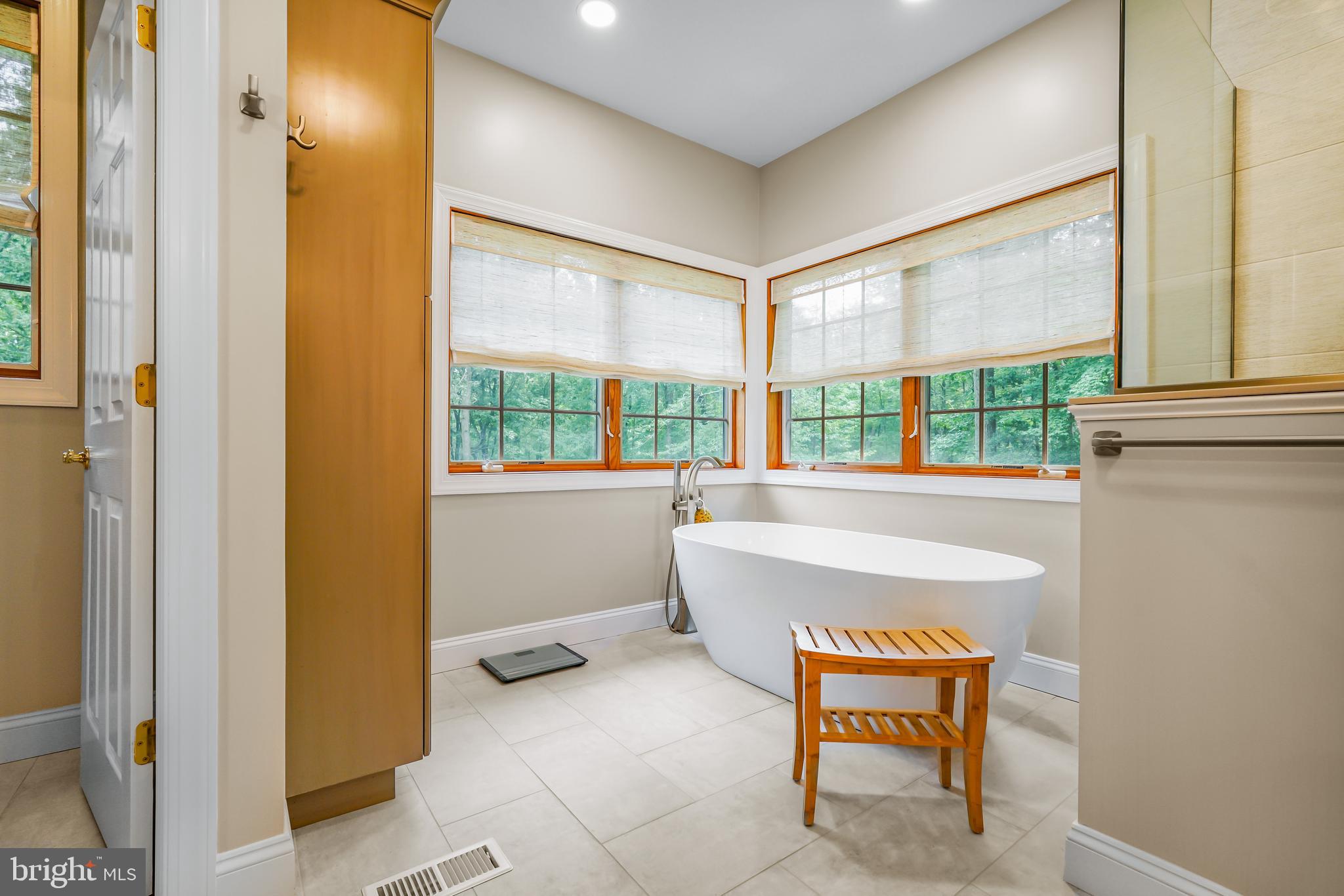73 Dant Lane Elkton, MD 21921 - Photo 29 of 65 a bathroom with a sink and a mirror