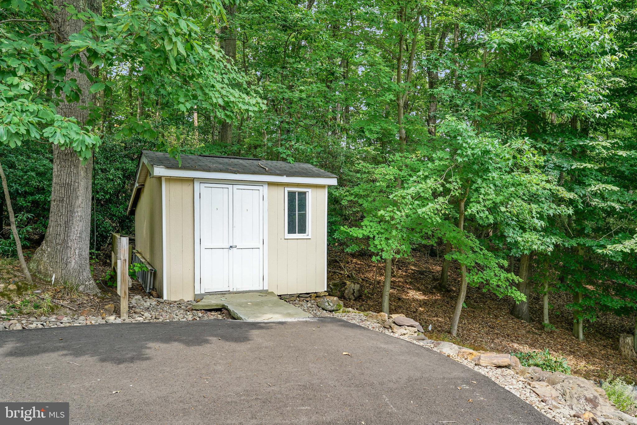 73 Dant Lane Elkton, MD 21921 - Photo 55 of 65 a house with a outdoor space