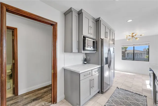 $4,200 | 2215 Molino Avenue, Unit B, Signal Hill, CA 90755