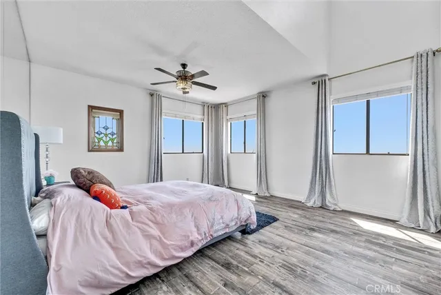 $4,200 | 2215 Molino Avenue, Unit B, Signal Hill, CA 90755