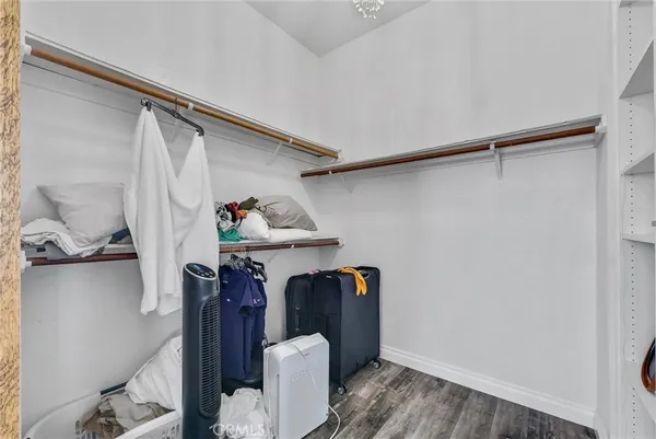 a bathroom with 2 sink and a mirror