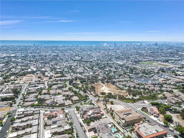 $4,200 | 2215 Molino Avenue, Unit B, Signal Hill, CA 90755